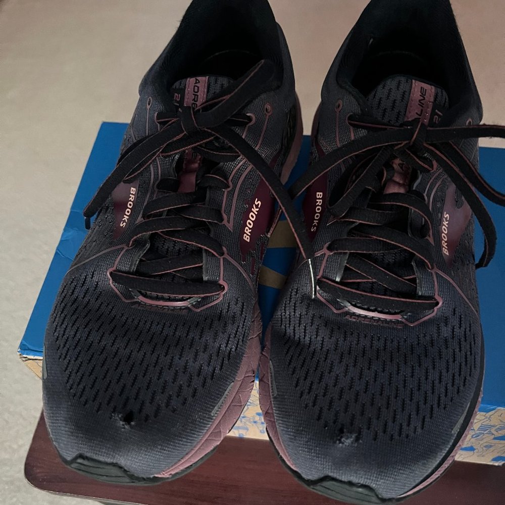 Brookes Adrenaline GTS 21 - Size 9.5